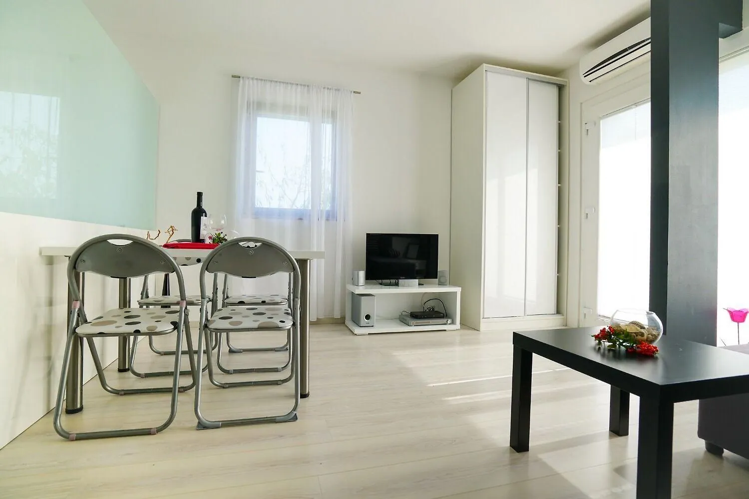 Apartments Secret Garden Razanac